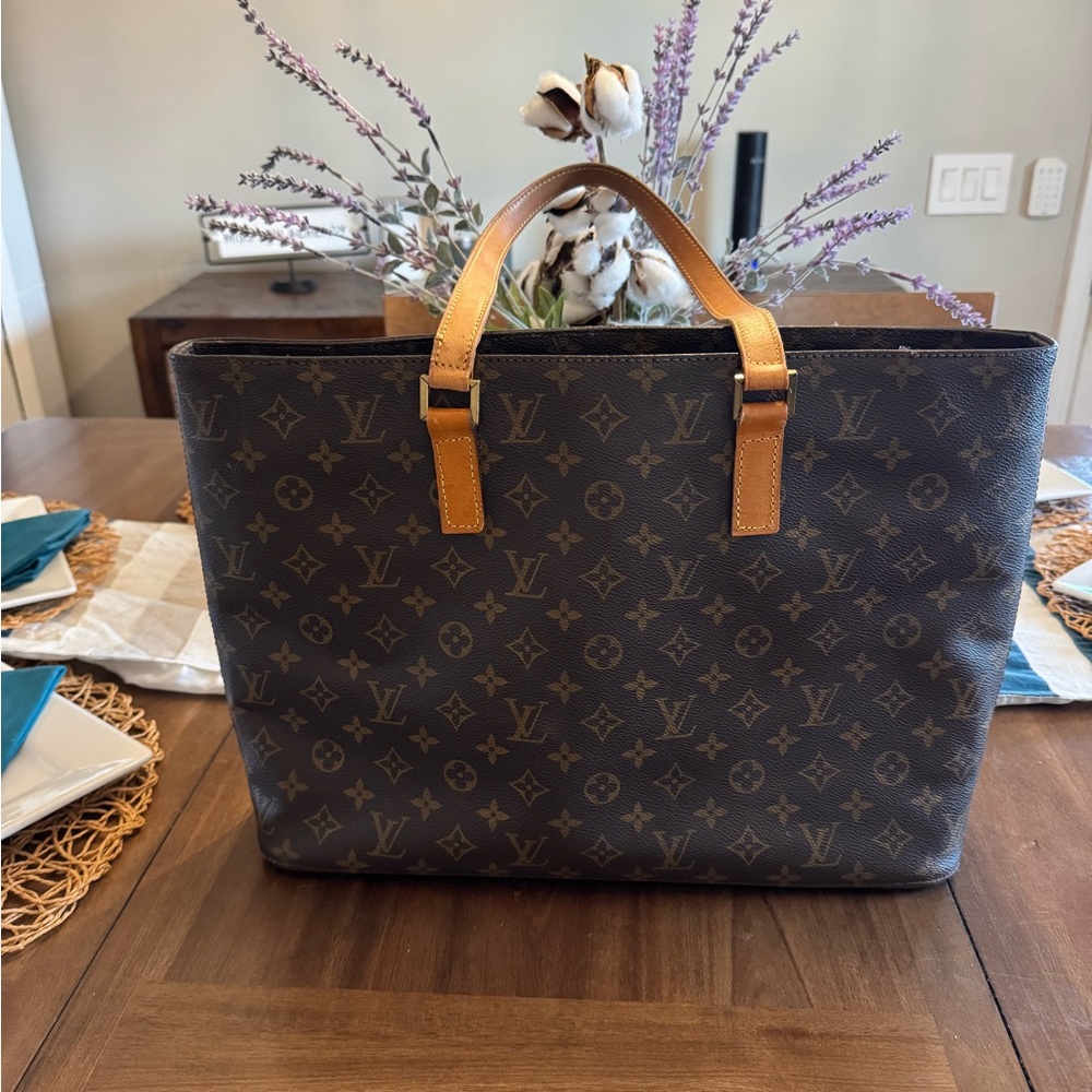 Authentic Louis Vuitton Mono Luco tote